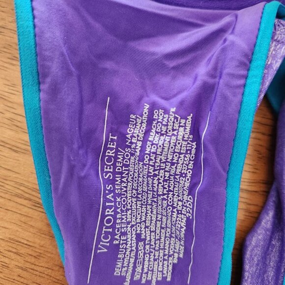 Two Victoria's Secret Bras 32DD - Picture 2 of 5